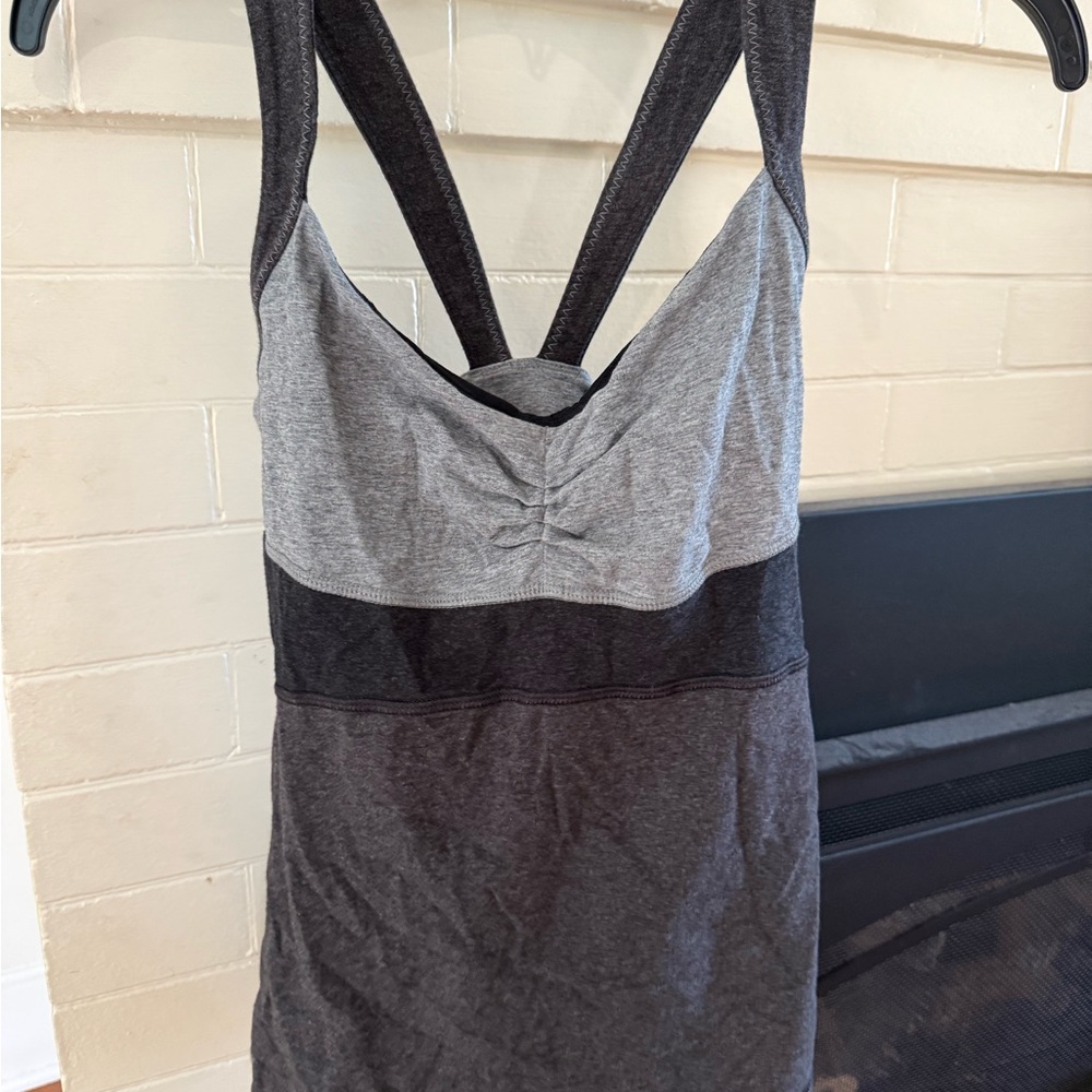 Lululemon Athletica Two-Tone Black and Gray Tank Top